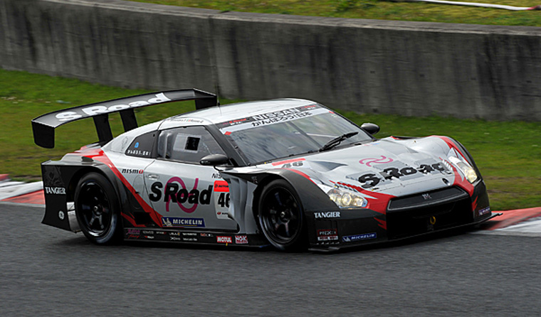 S Road MOLA Nissan GT-R Picture